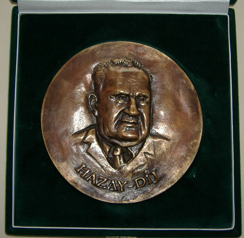 Hazay István emlékplakett